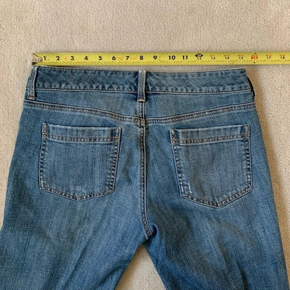 NEW York & Company Low waist Slim slouch leg. size 4 - Picture 2 of 15